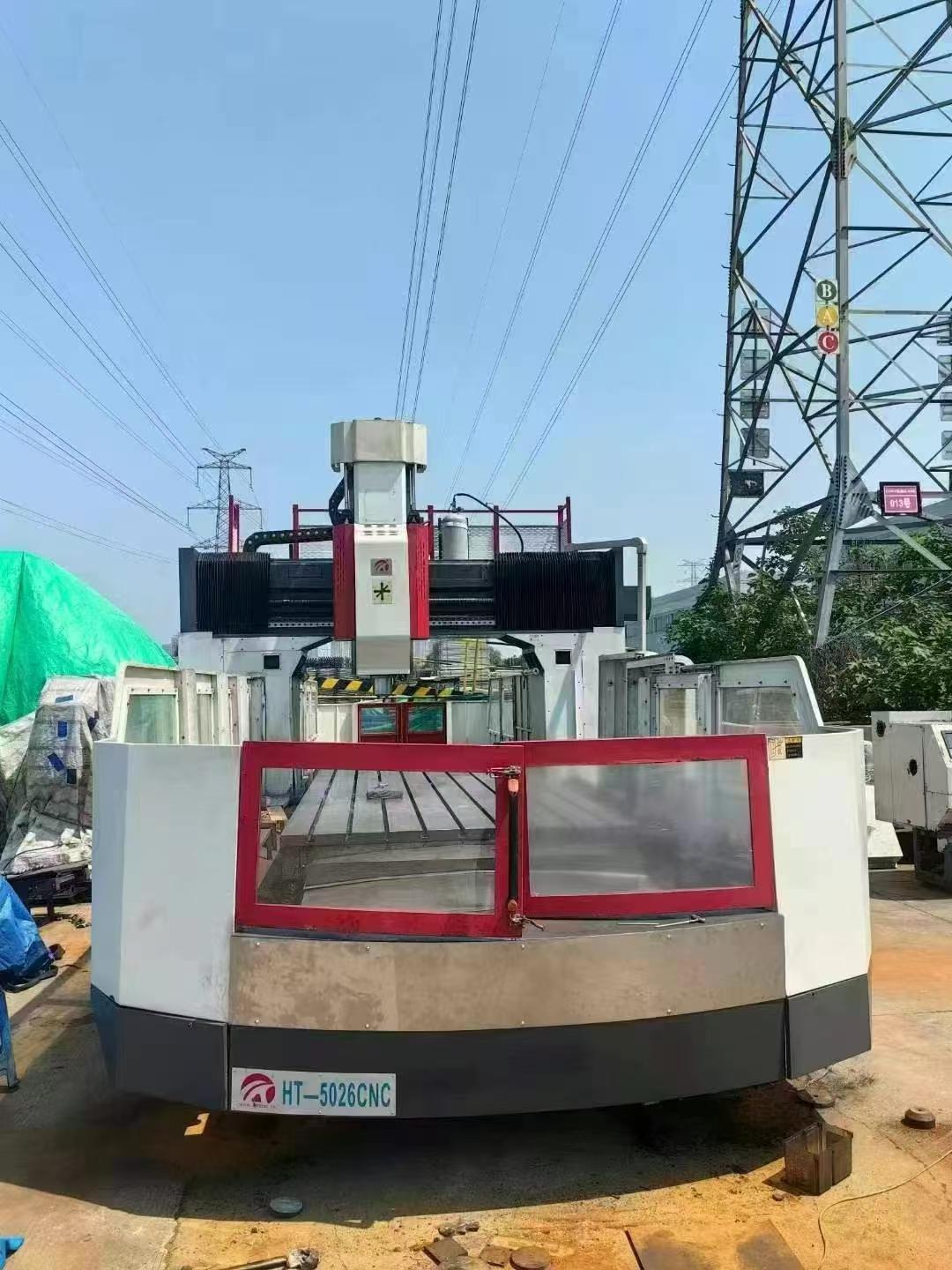 Gantry machining center