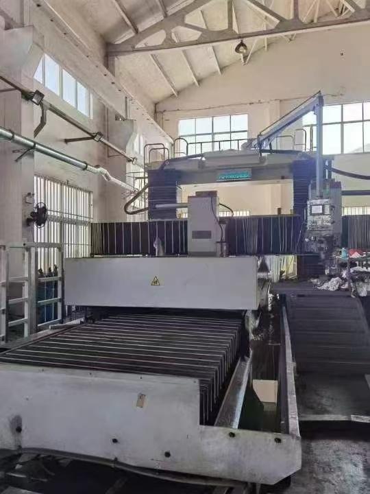 Gantry guideway mill