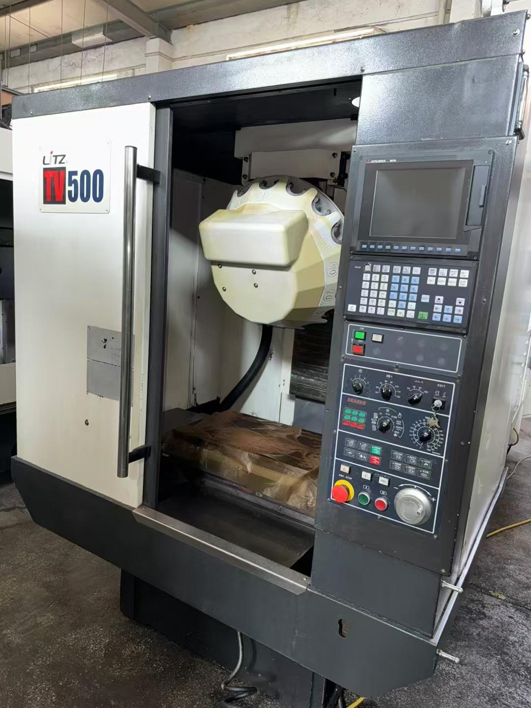 Drilling and tapping machine