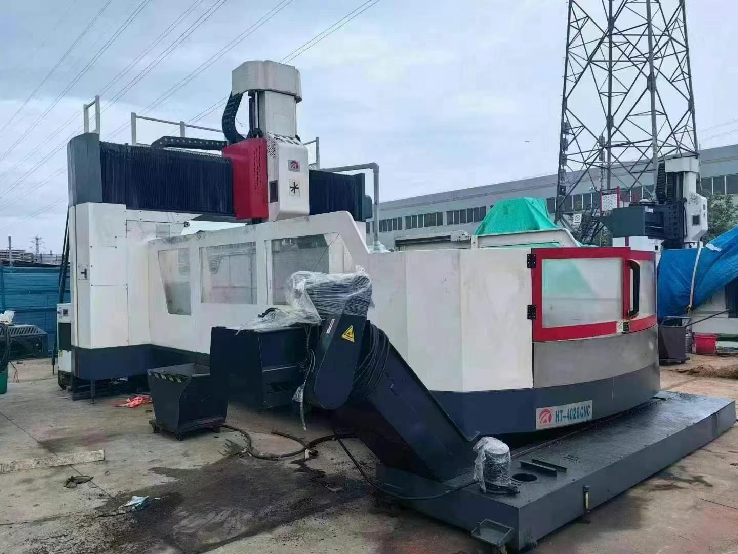 Gantry machining center