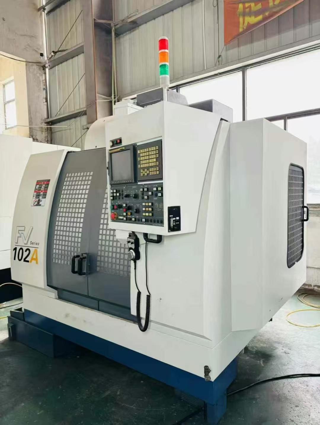 Vertical machining center