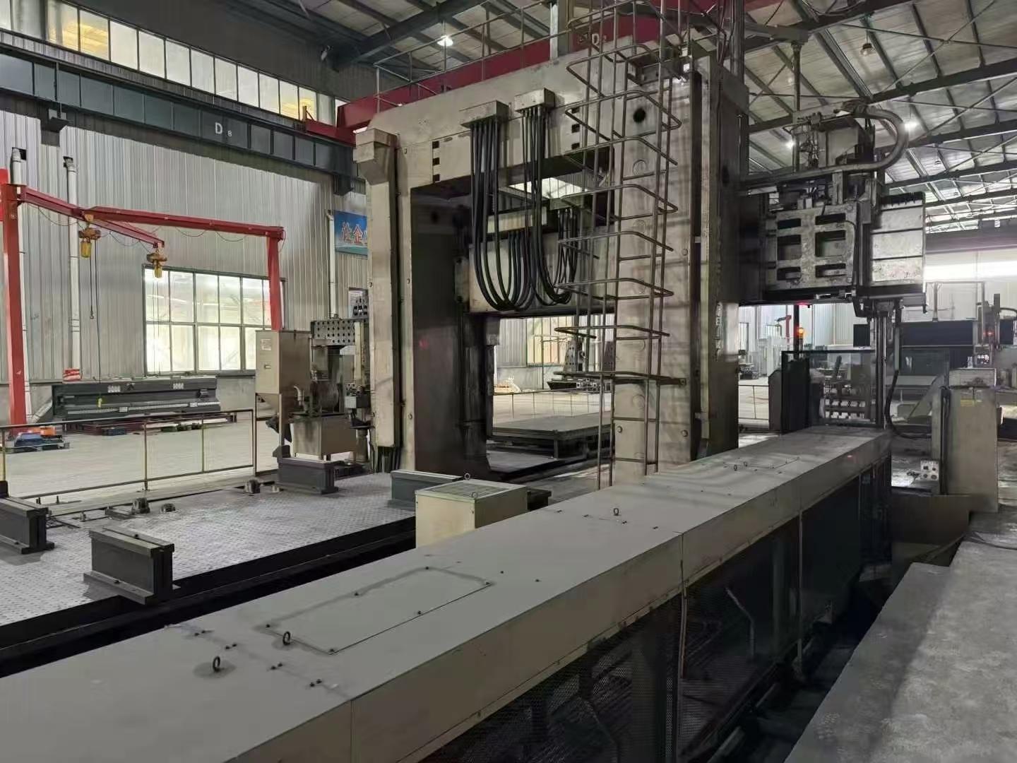 Large gantry machining center