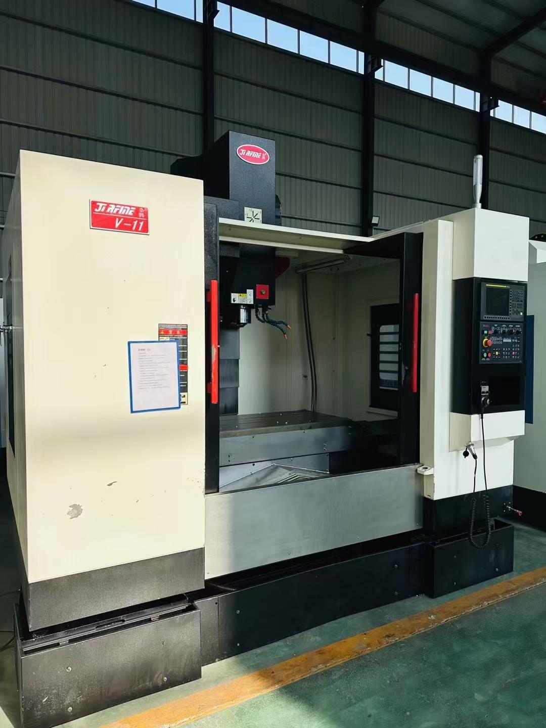 Vertical machining center