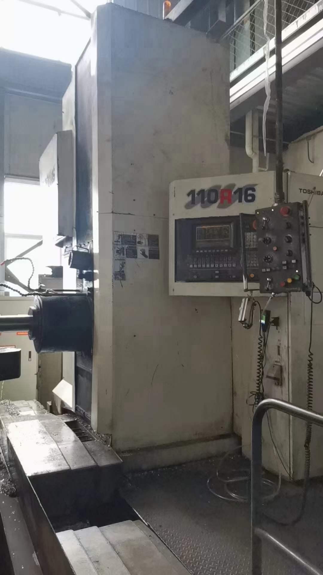 Boring and milling machine