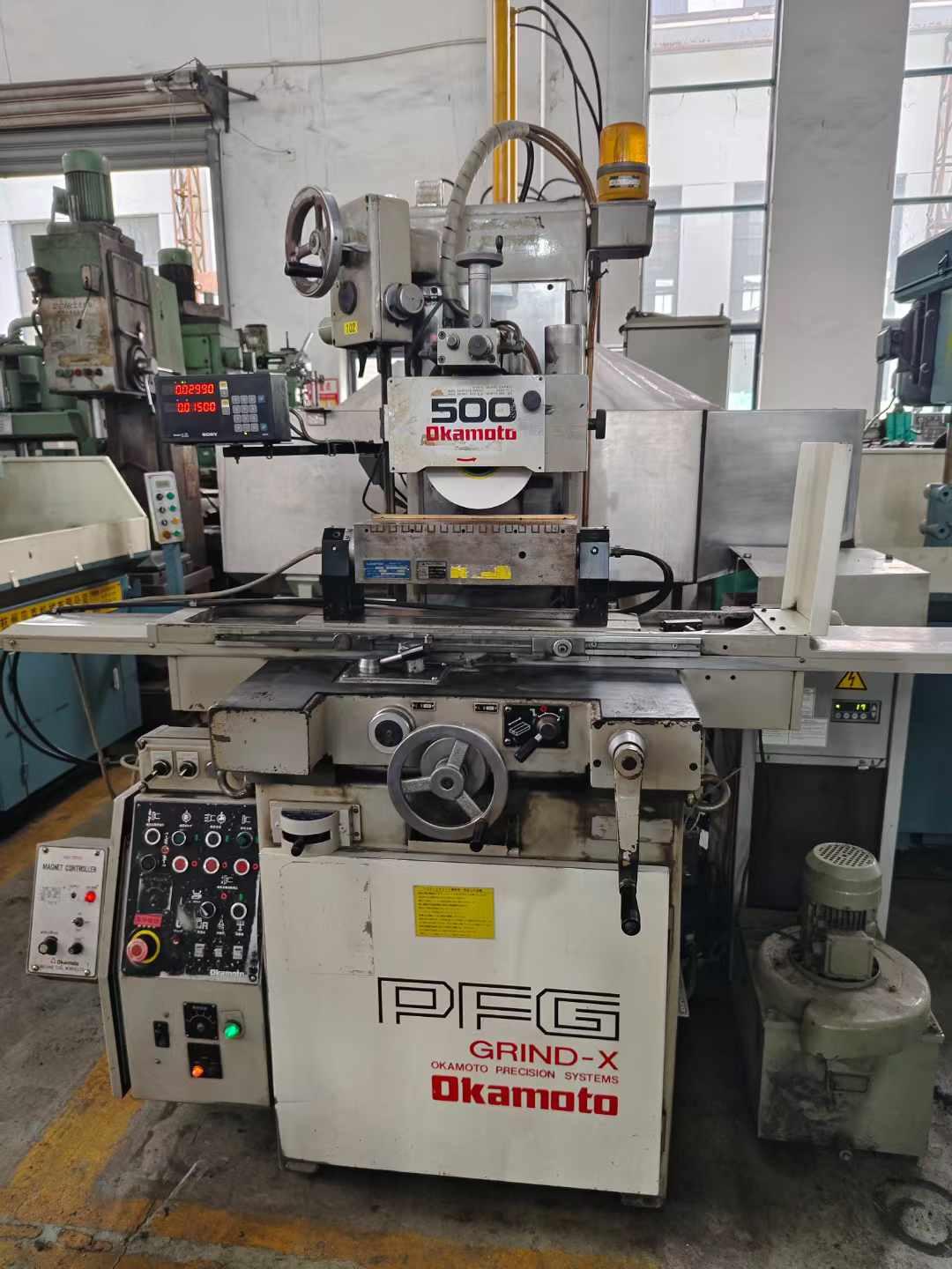Surface grinder 