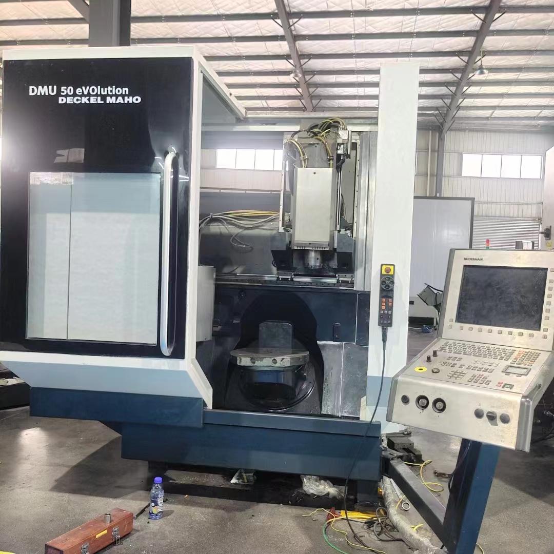 5 axes machining center