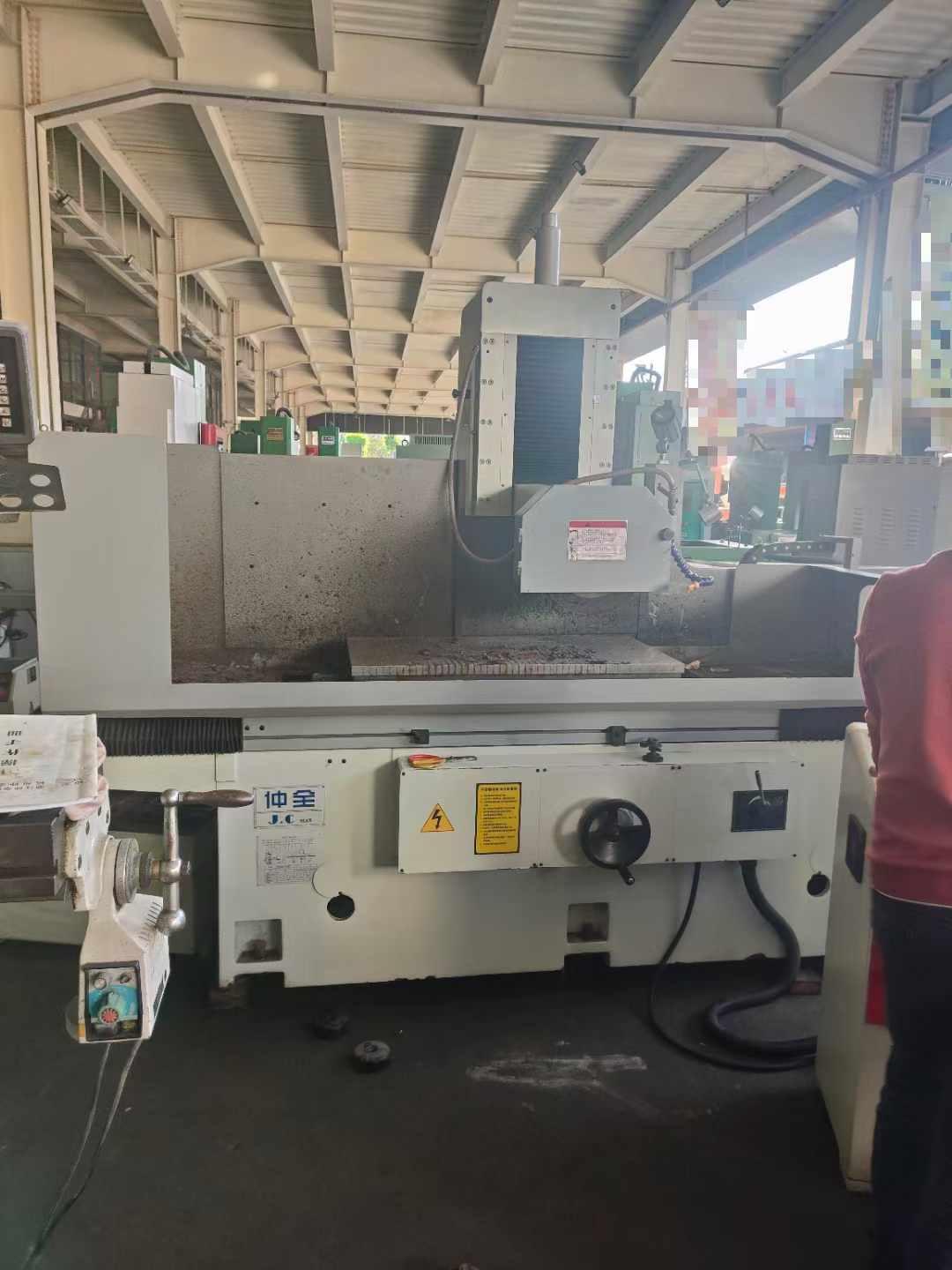 Surface grinder 
