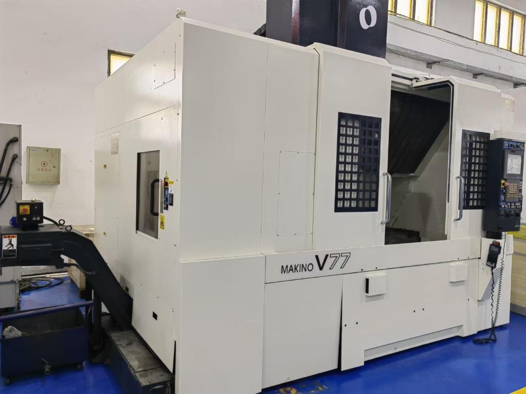 Vertical machining center