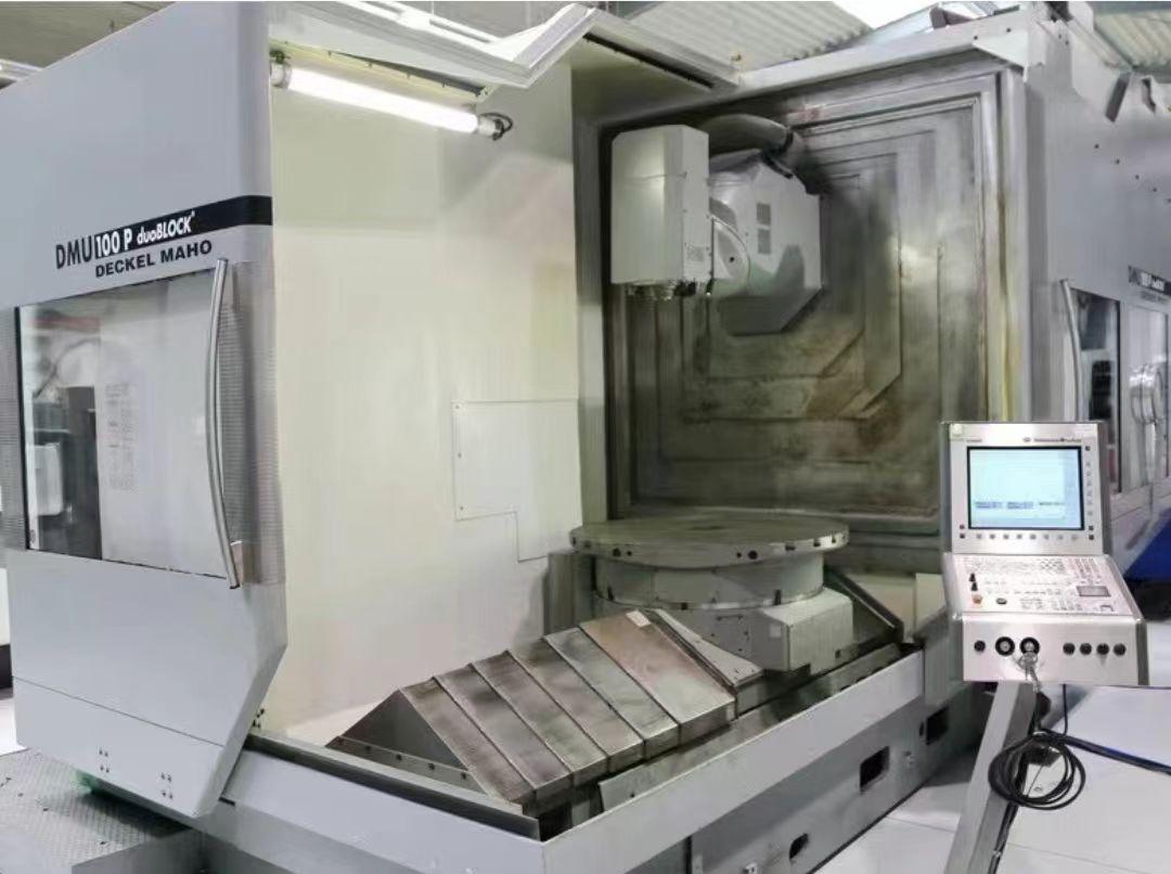 5 axes machining center