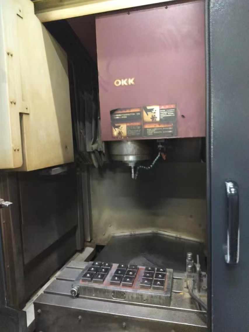 High speed machining center