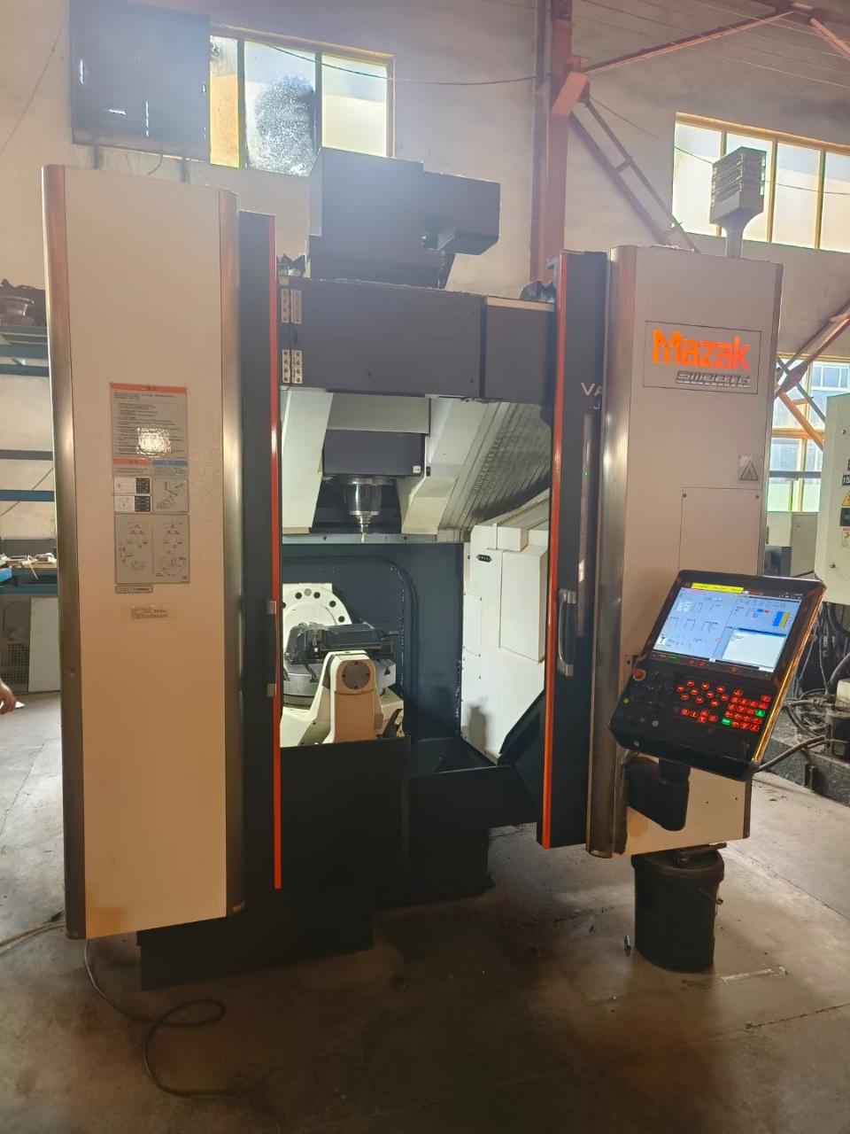 5 axes simultaneous control machining center