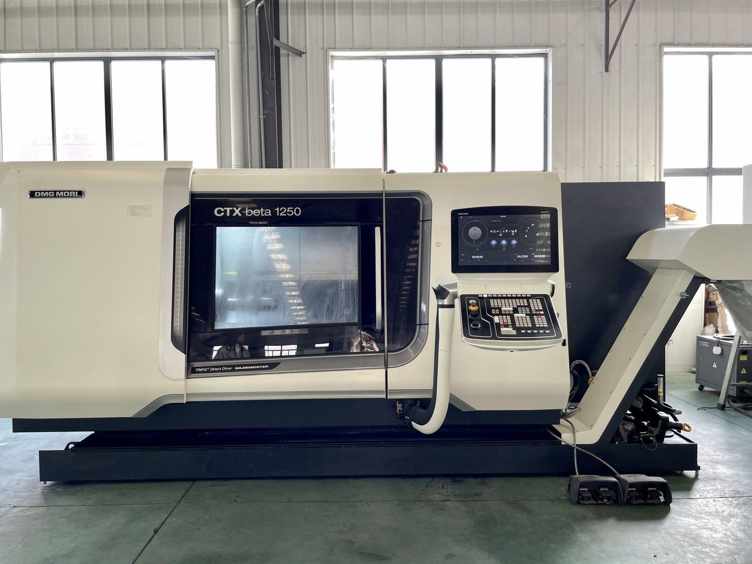 Turn-milling machining Center