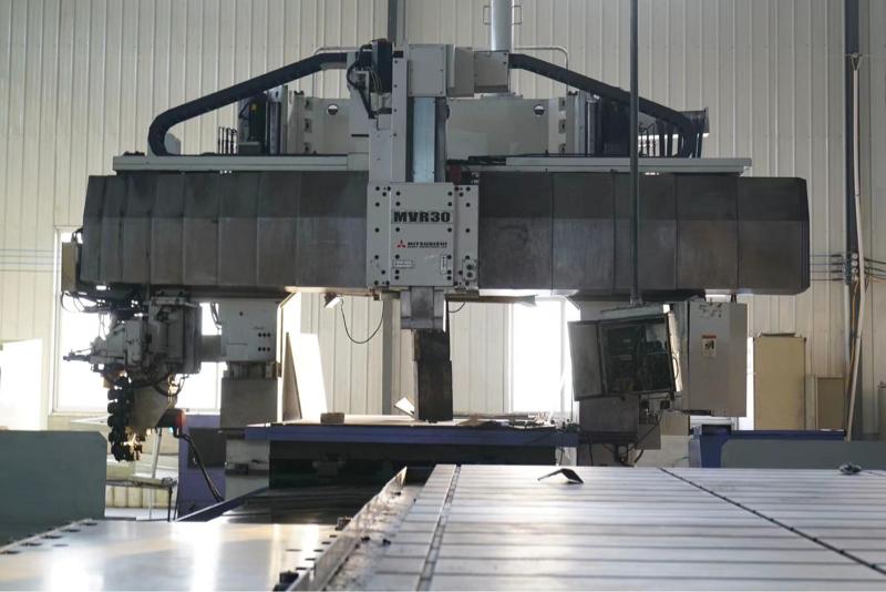 Gantry machining center