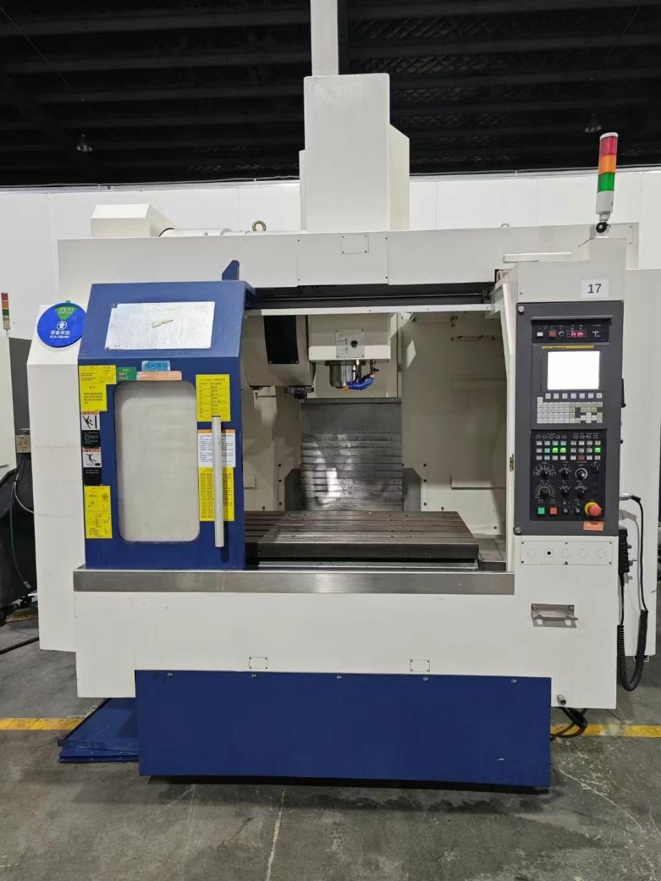 Vertical machining center