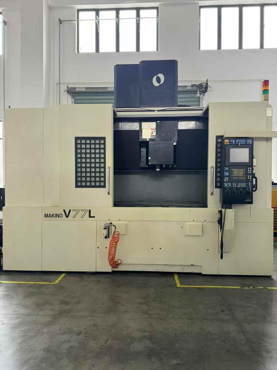 Vertical machining center