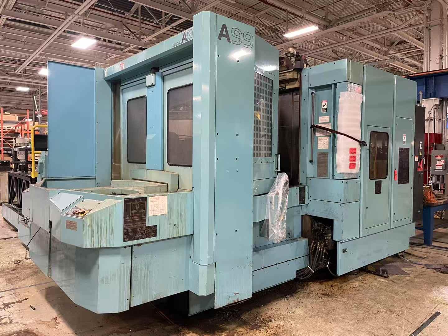 Horizontal machining center