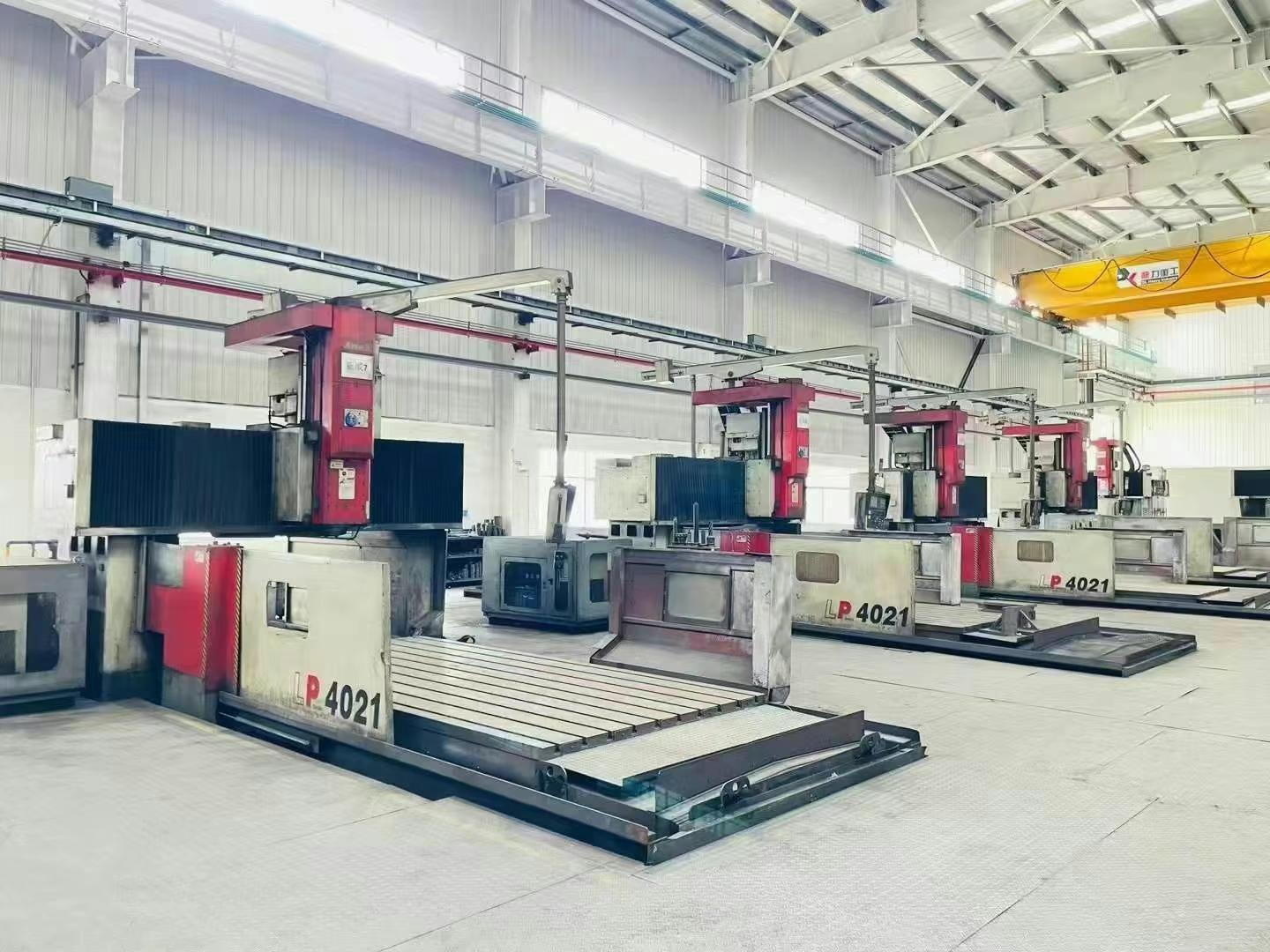 CNC gantry machining center