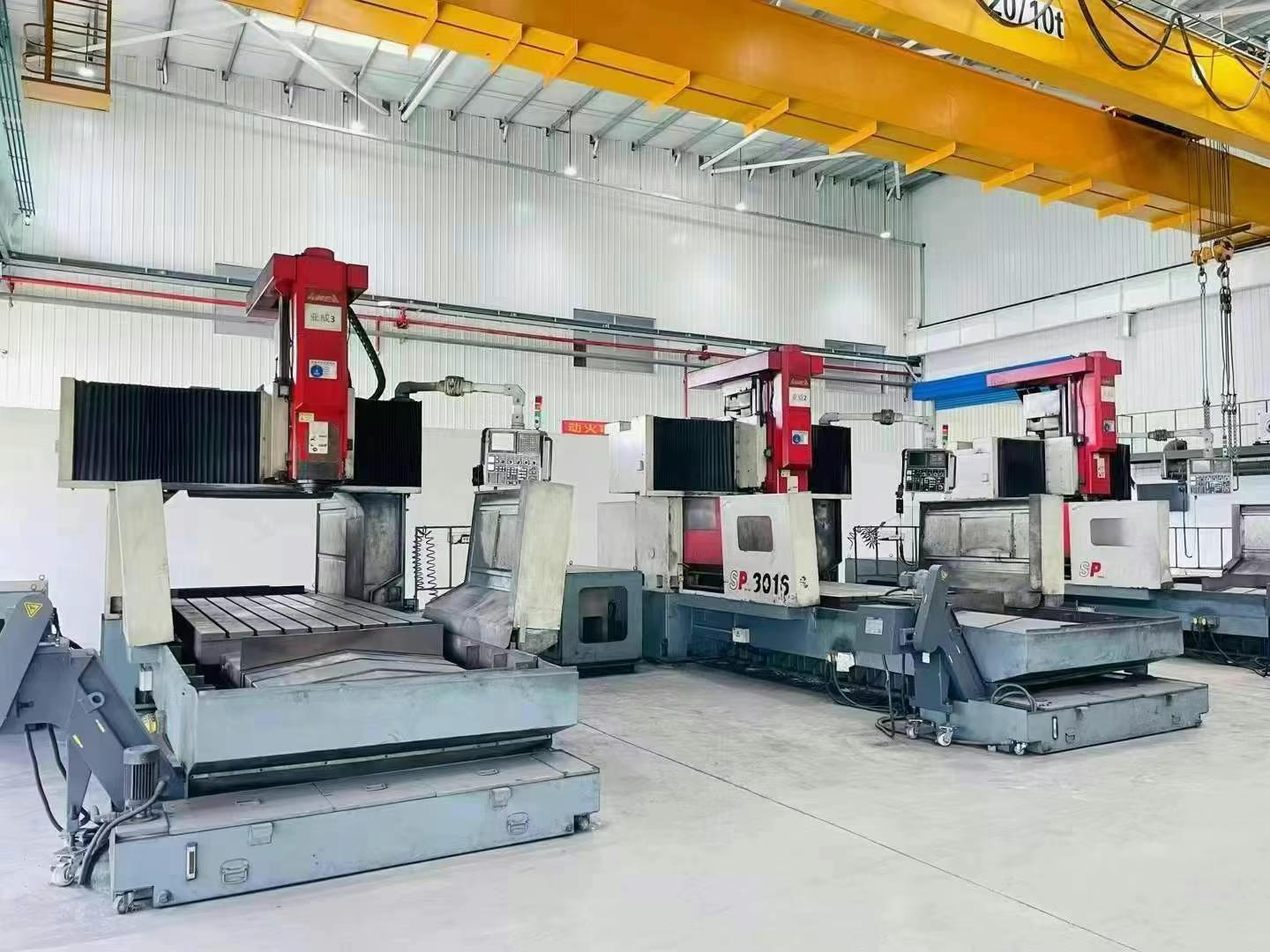 Gantry machining center