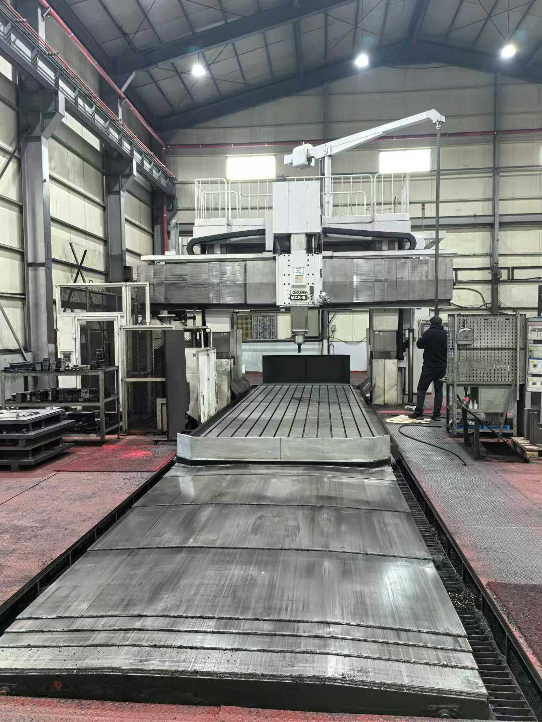 Gantry machining center