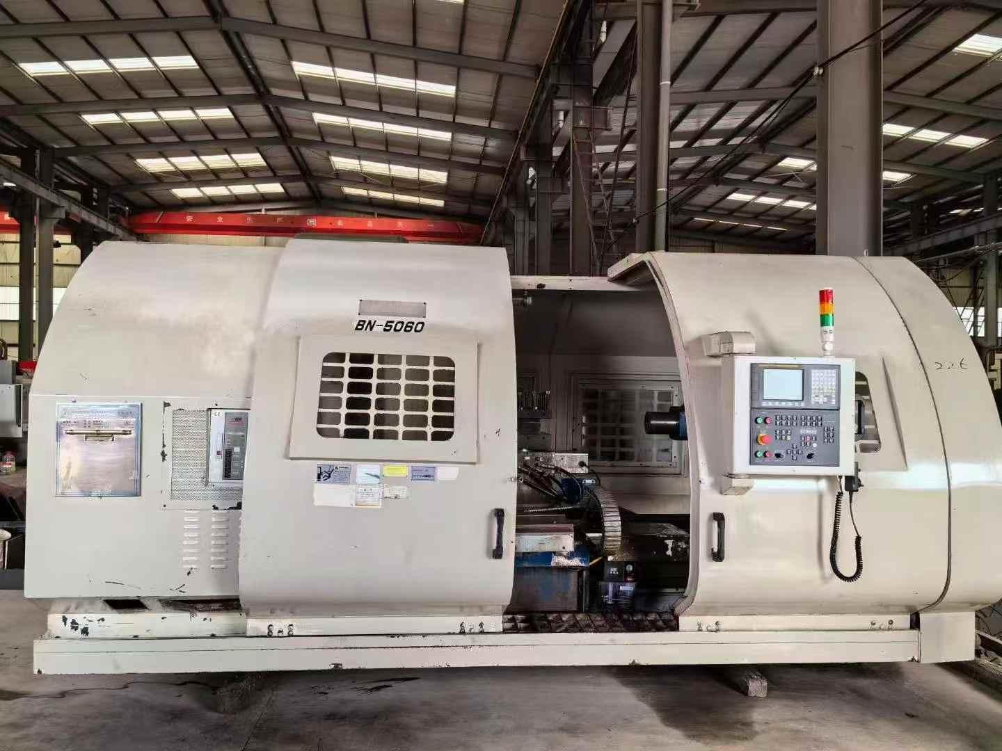 Horizontal lathe
