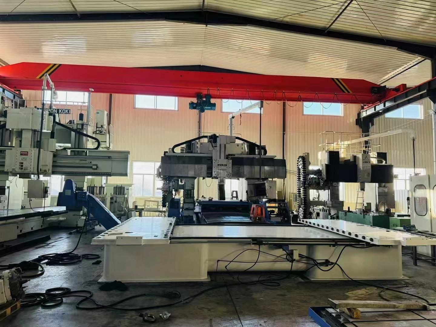 Gantry machining center