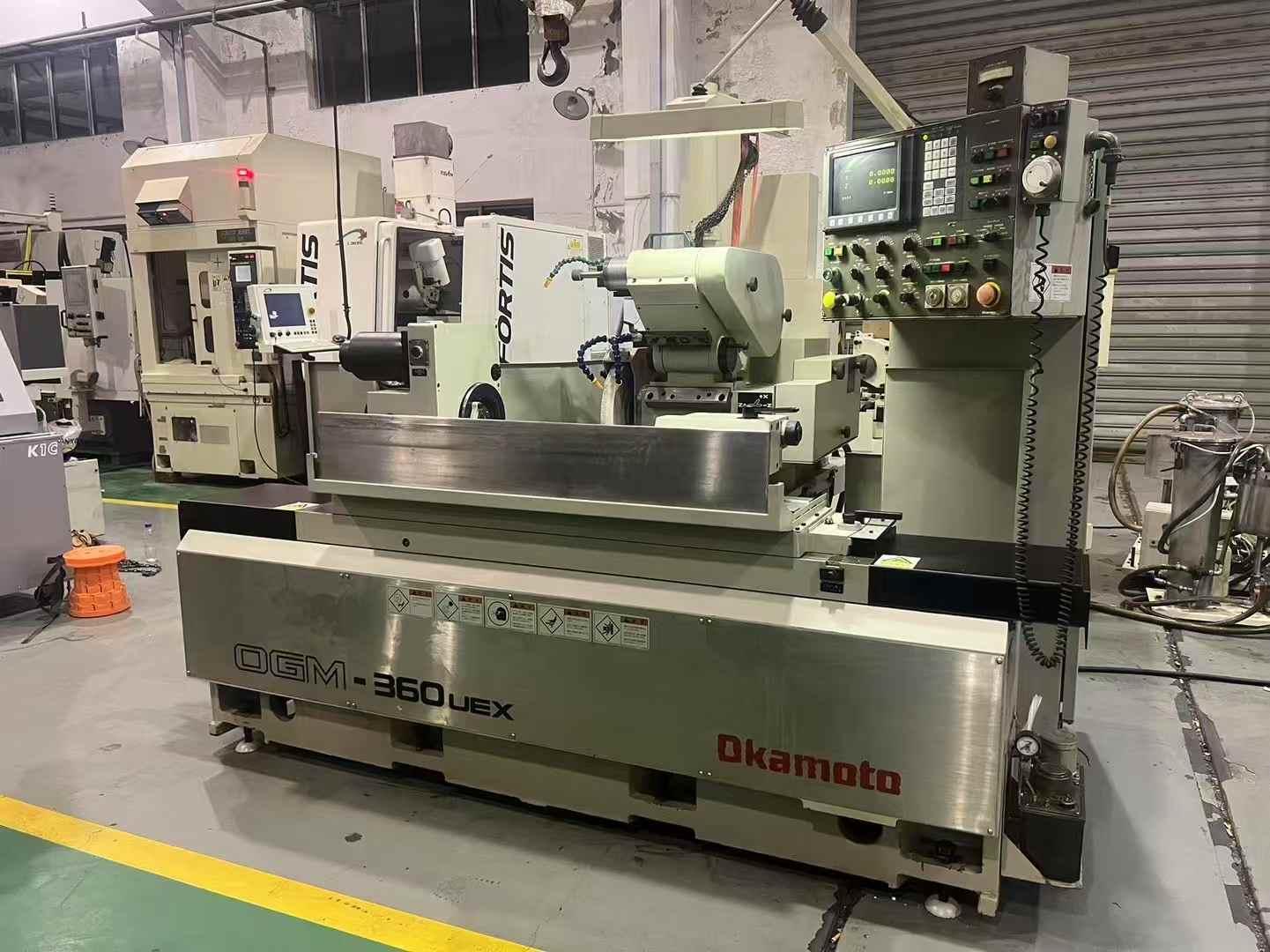 CNC internal and external cylindrical grinder 