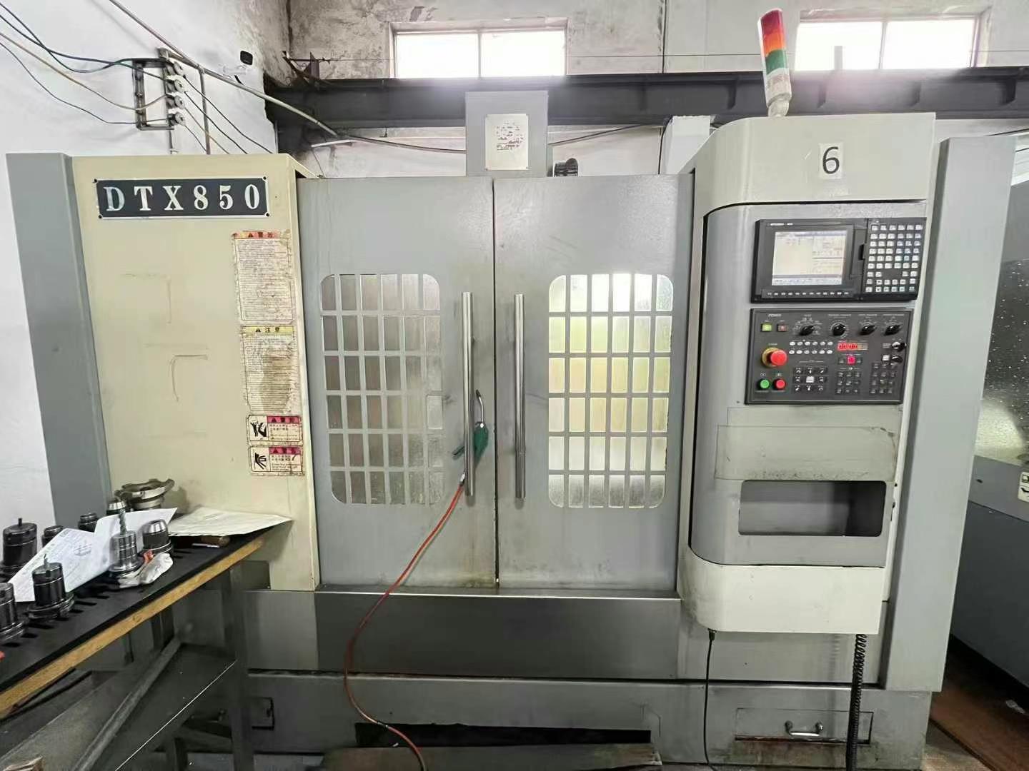 CNC milling machine