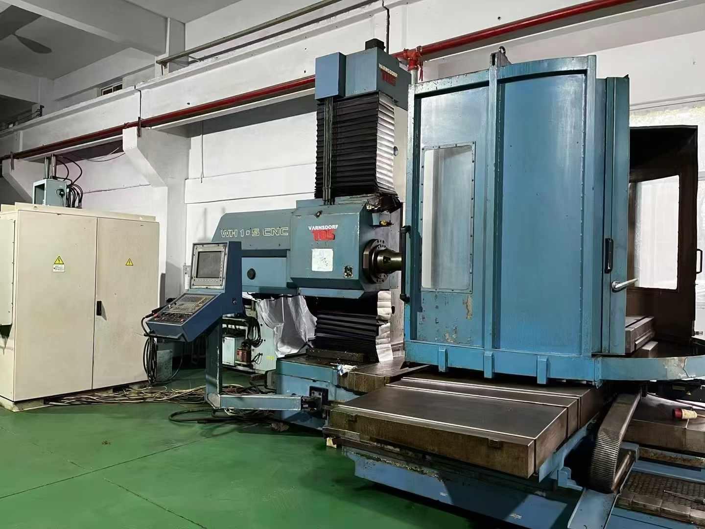CNC boring milling machine