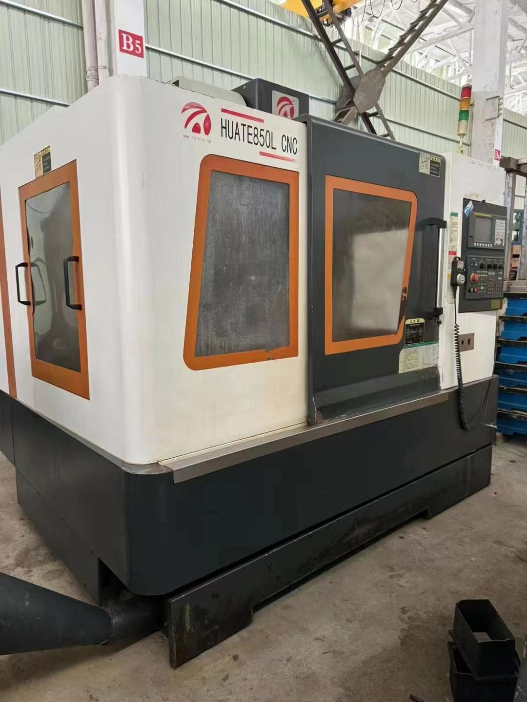 Vertical machining center