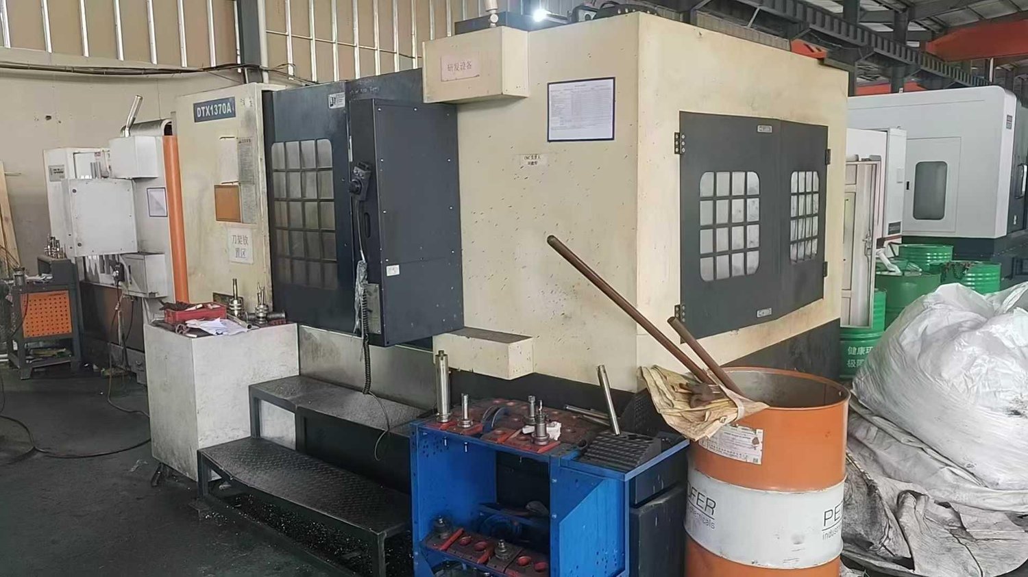 CNC milling machine