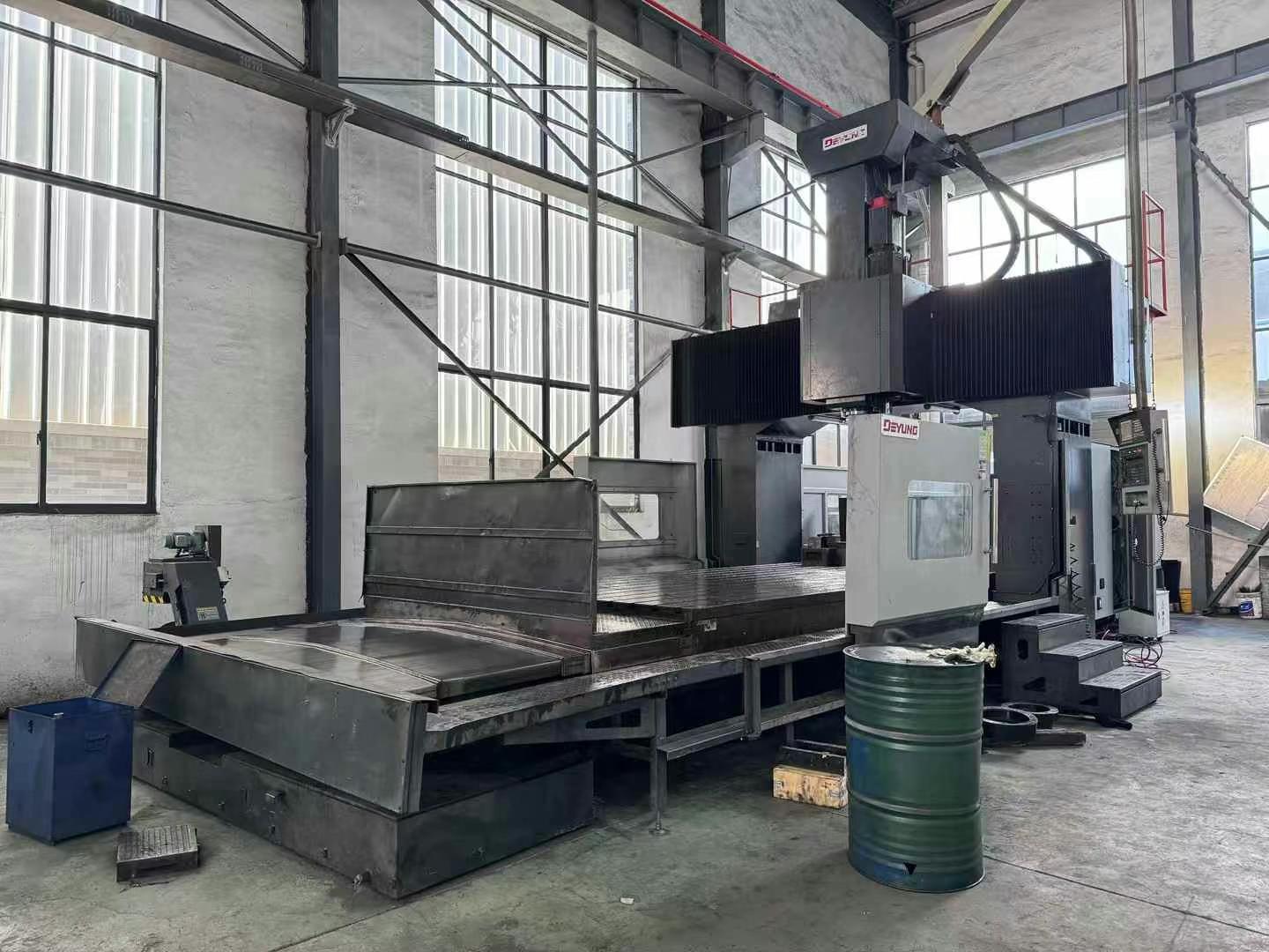 CNC gantry milling machine