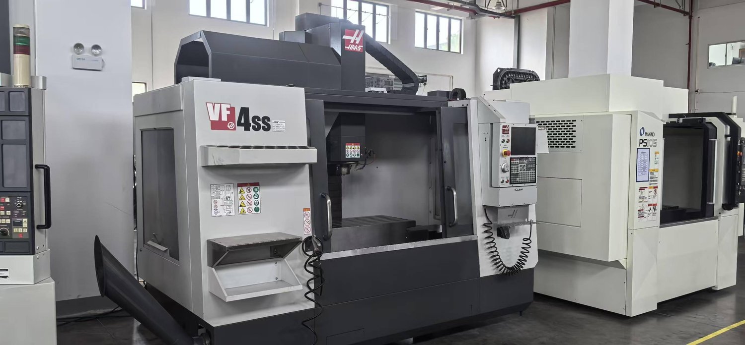 Vertical boring and milling machining center