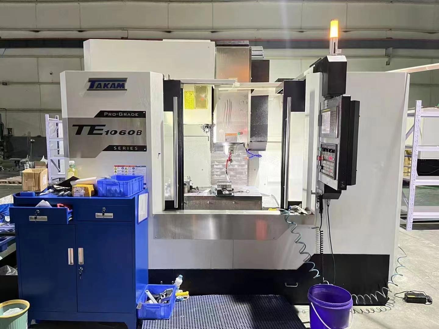 Vertical machining center