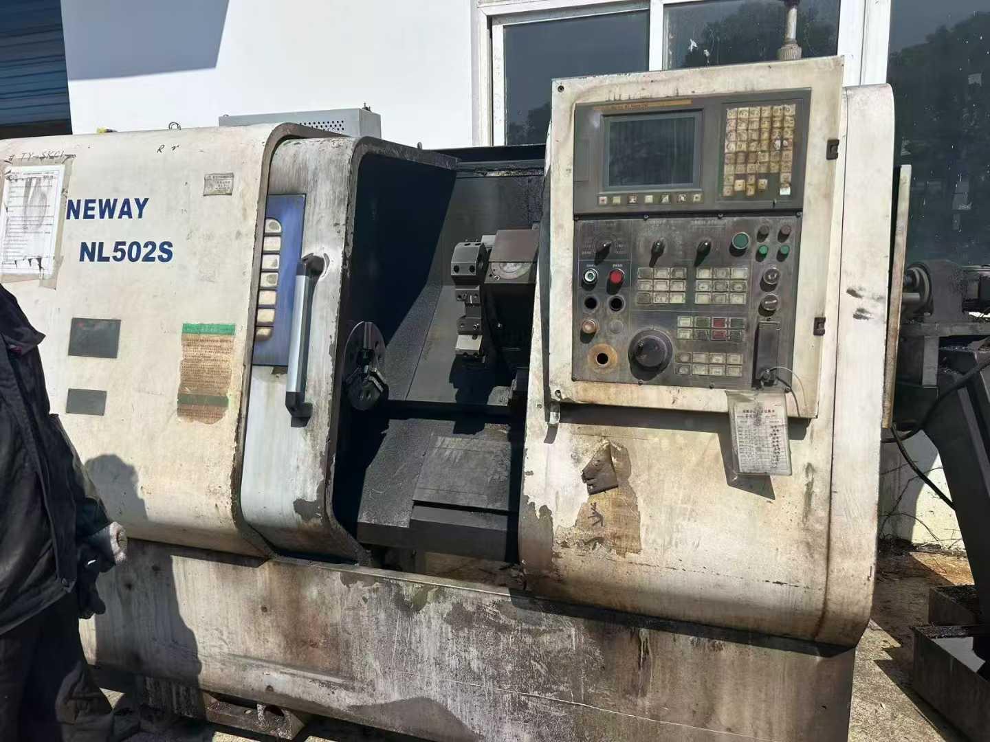CNC turret machine