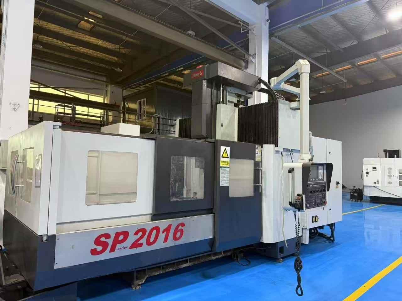 Gantry machining center