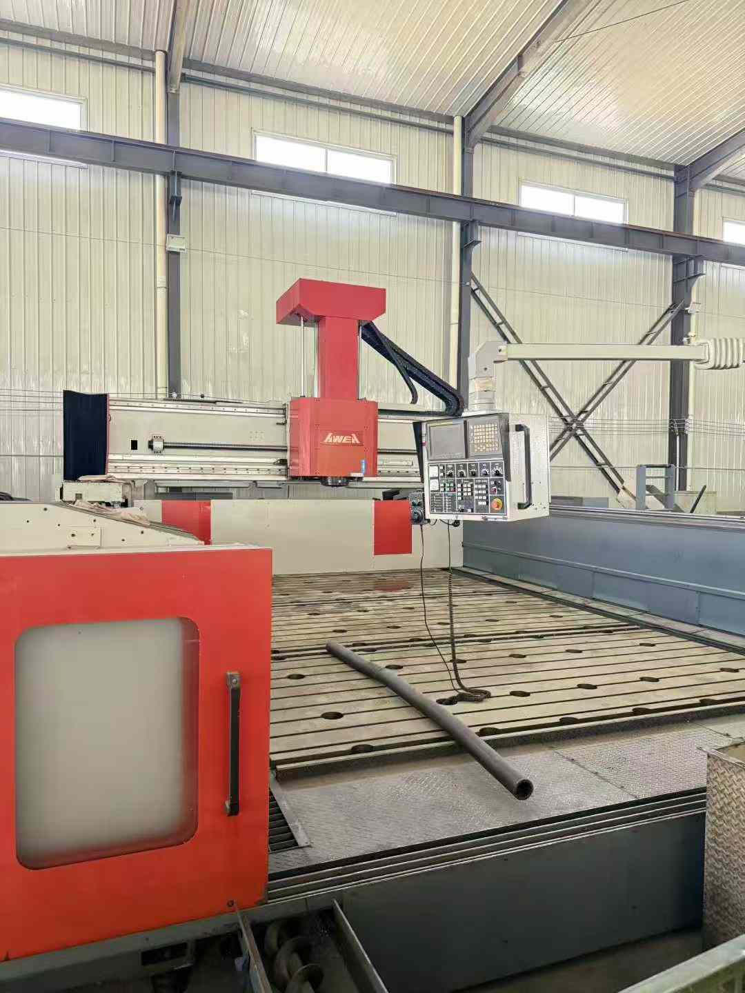 Gantry machining center