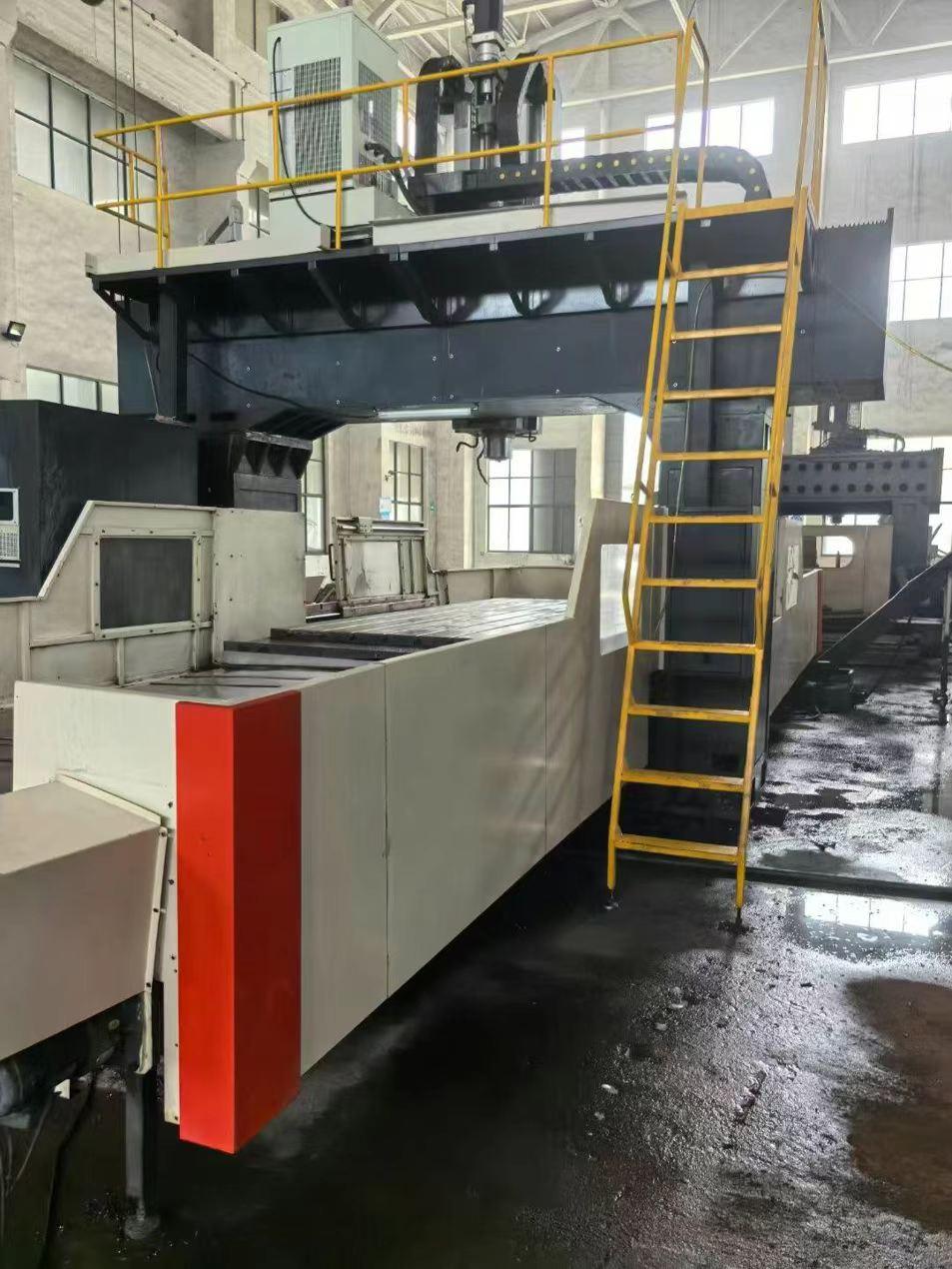CNC gantry machining center