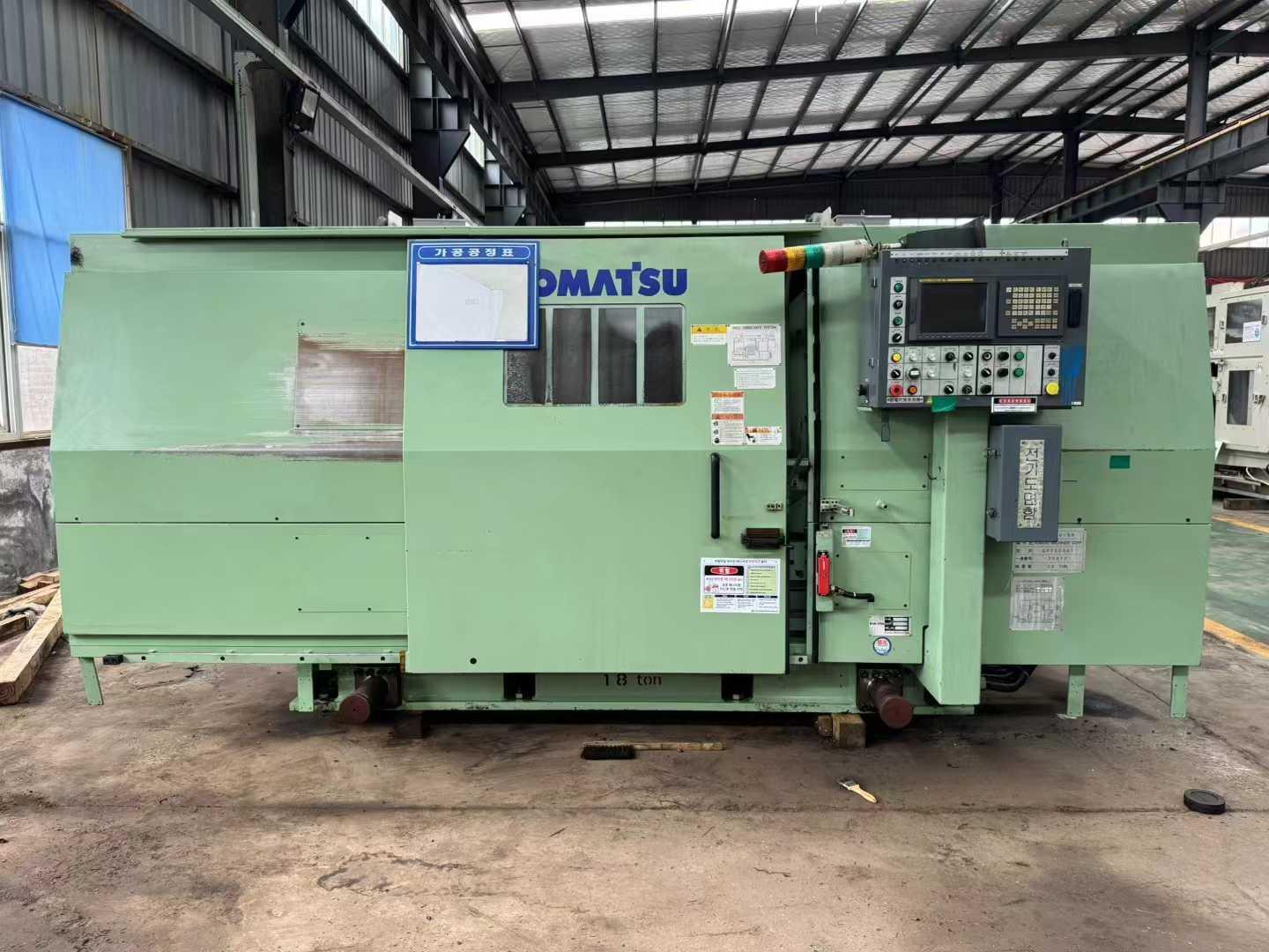 Crankshaft milling machine