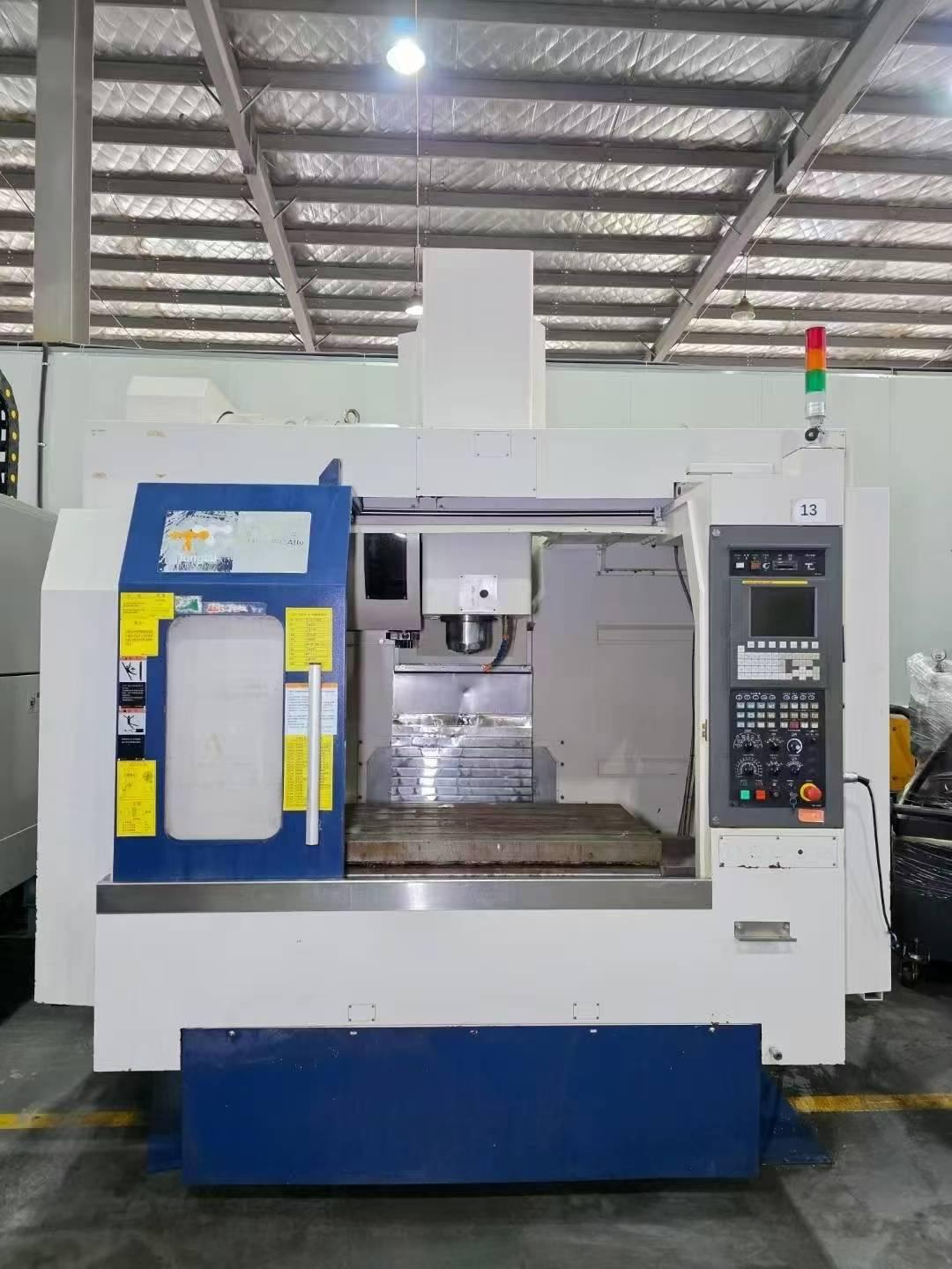 Vertical machining center