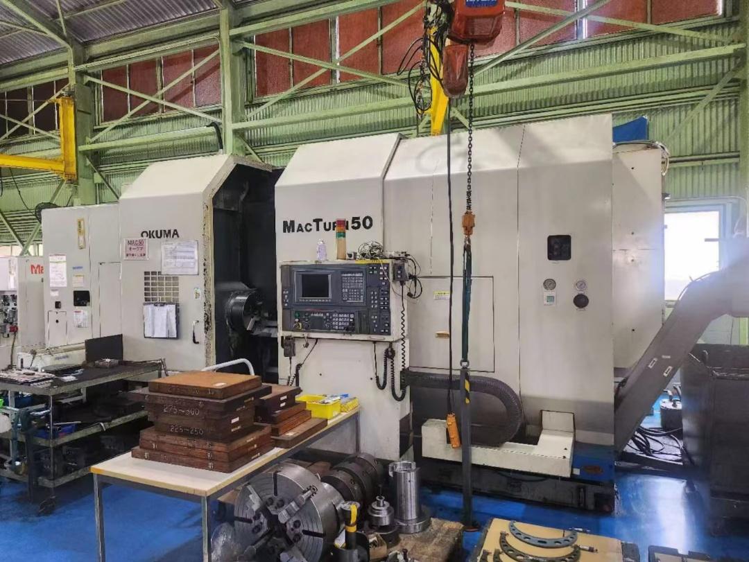 Turning and milling center