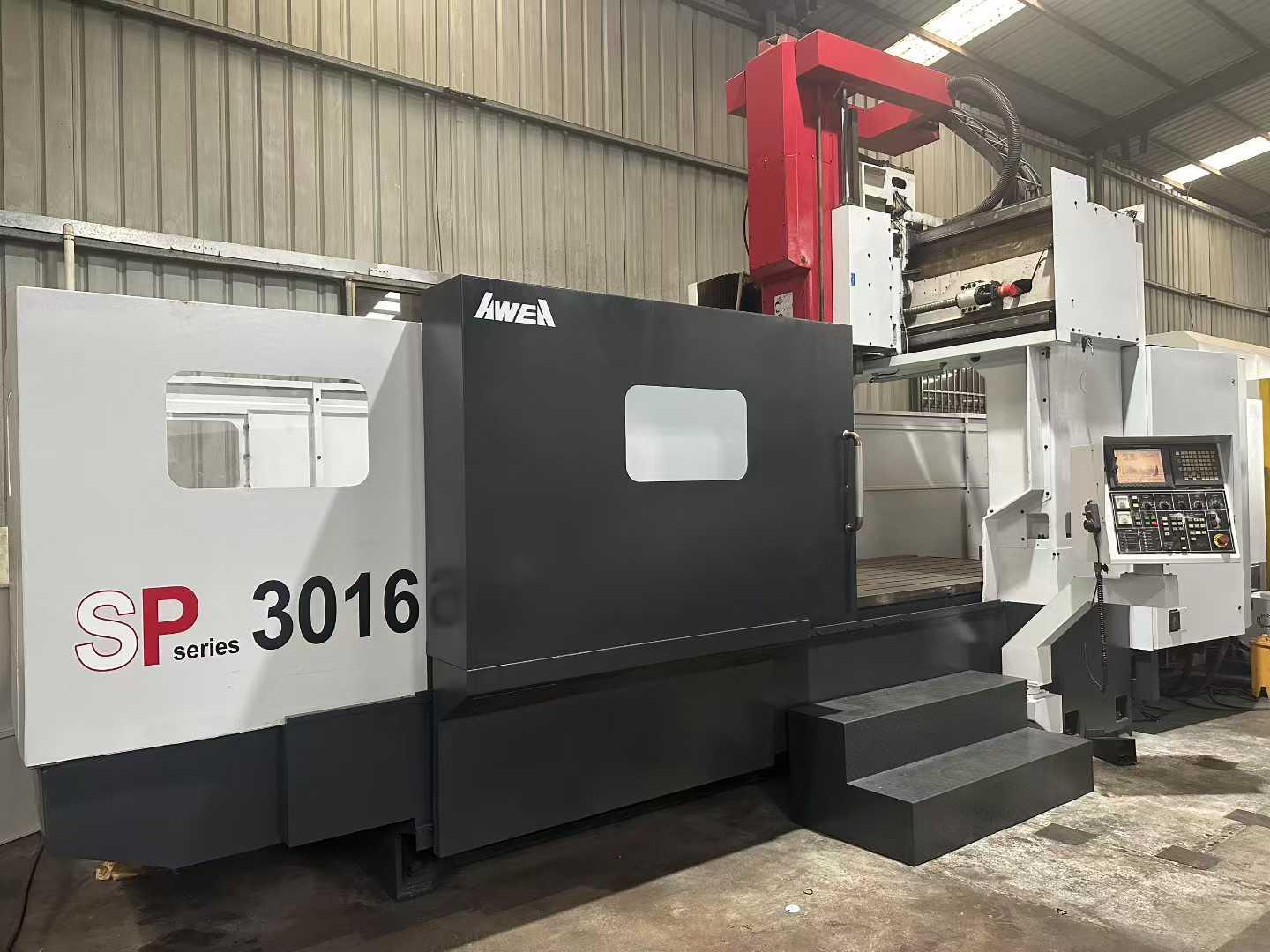 Gantry machining center