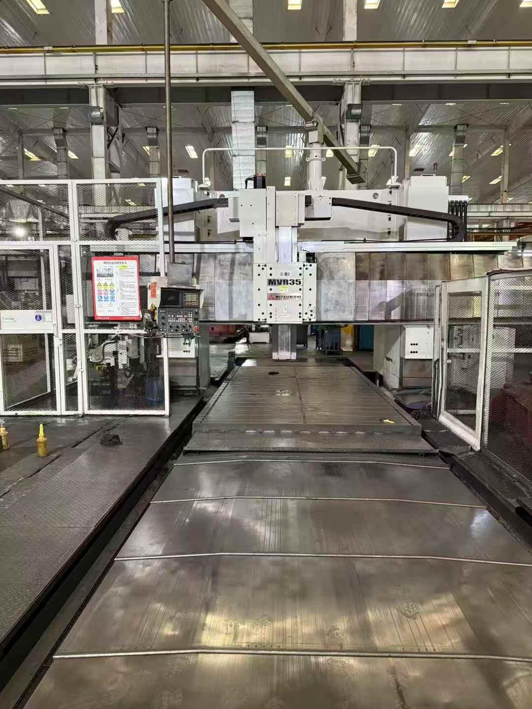 CNC gantry machining center