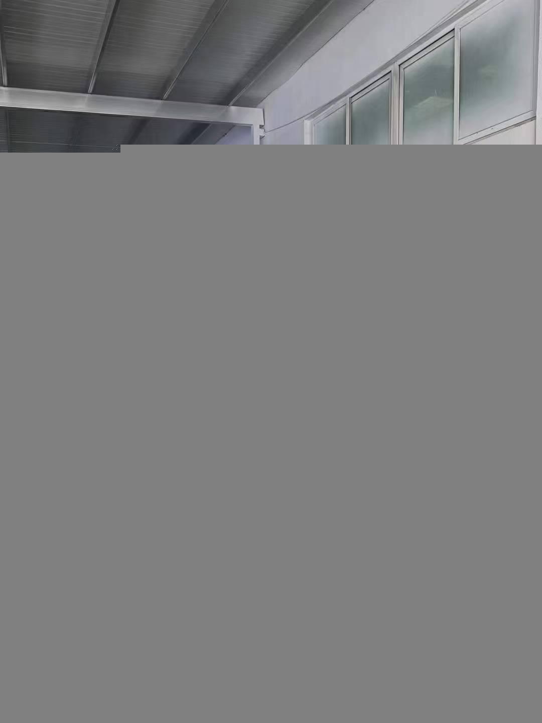 Drilling and tapping center