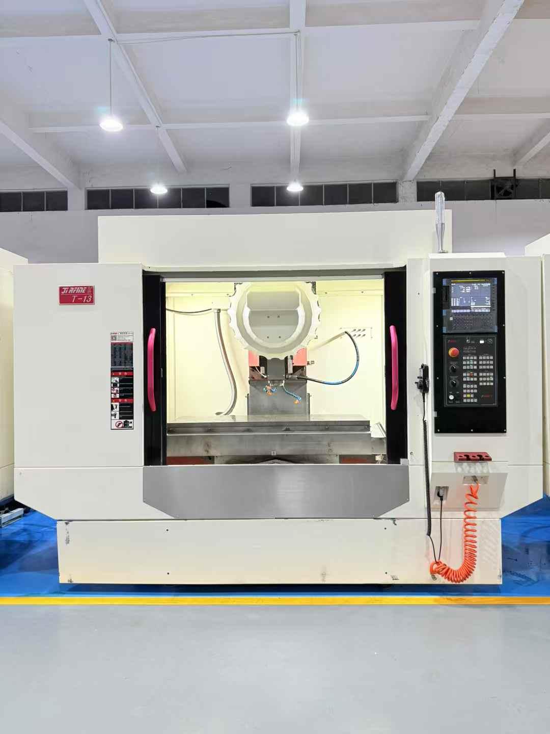 Drilling and tapping center