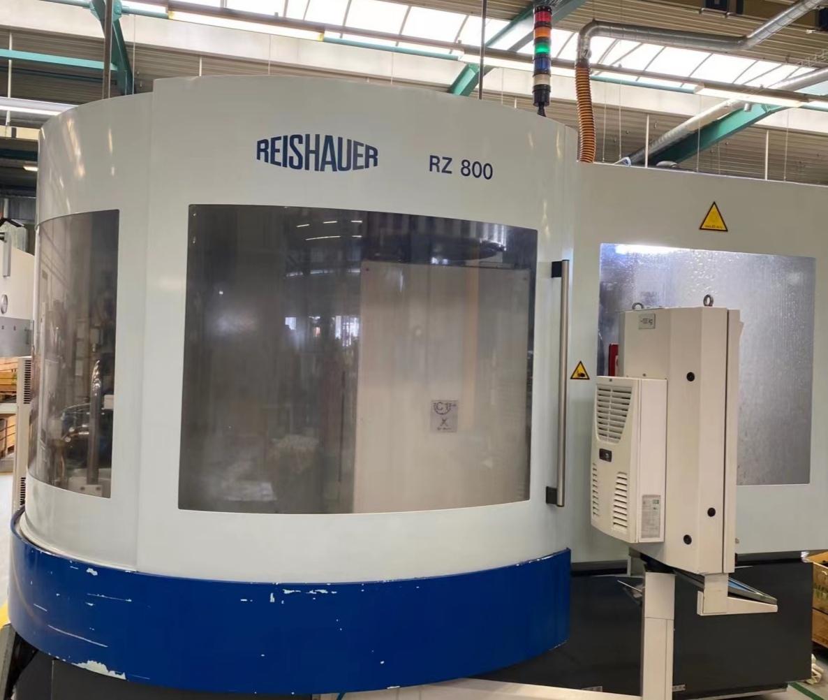 Gear grinding machine