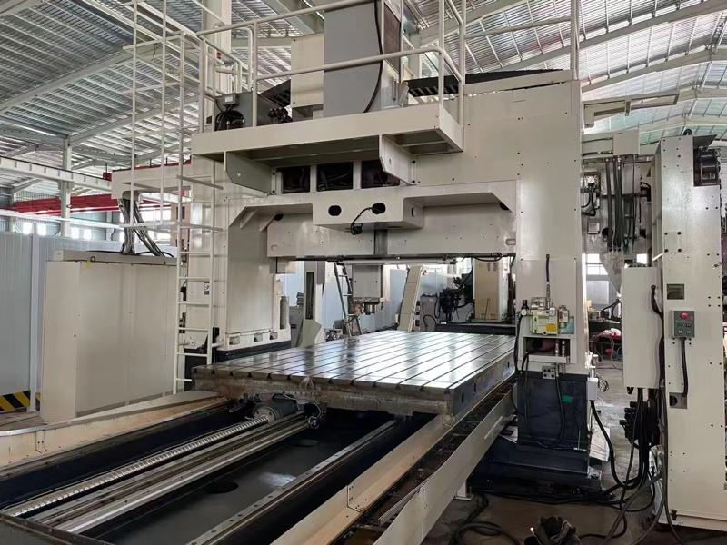 CNC gantry machining center