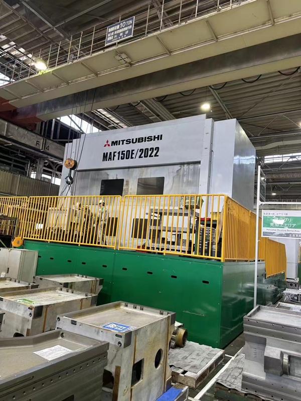 CNC boring and milling machine