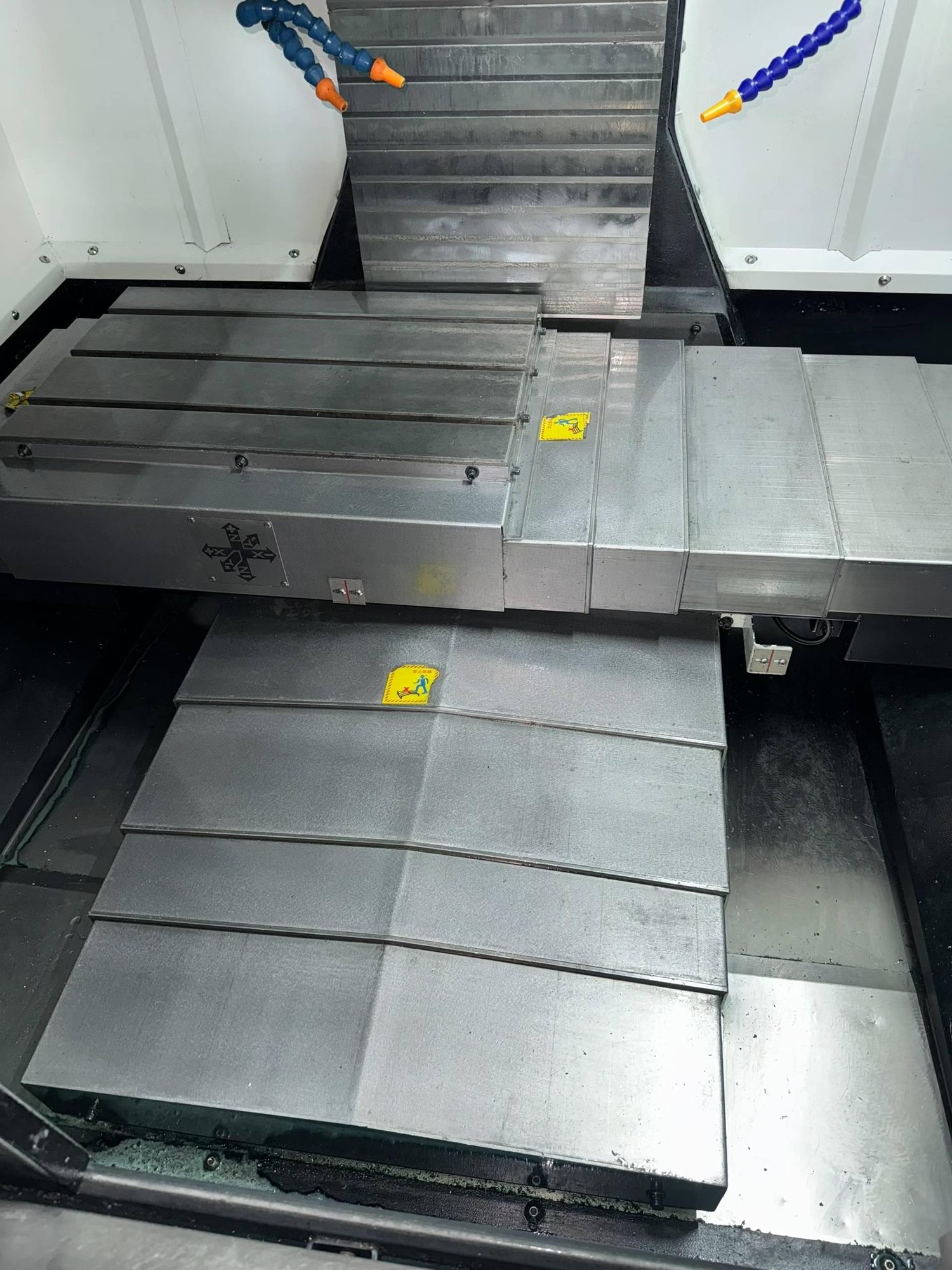 Drilling and tapping center