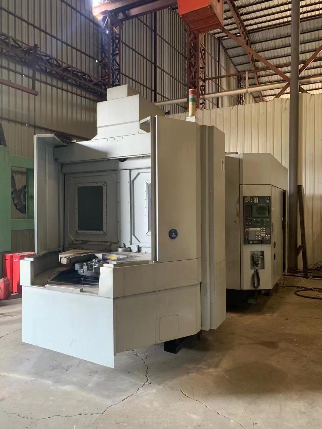 CNC horizontal machining center