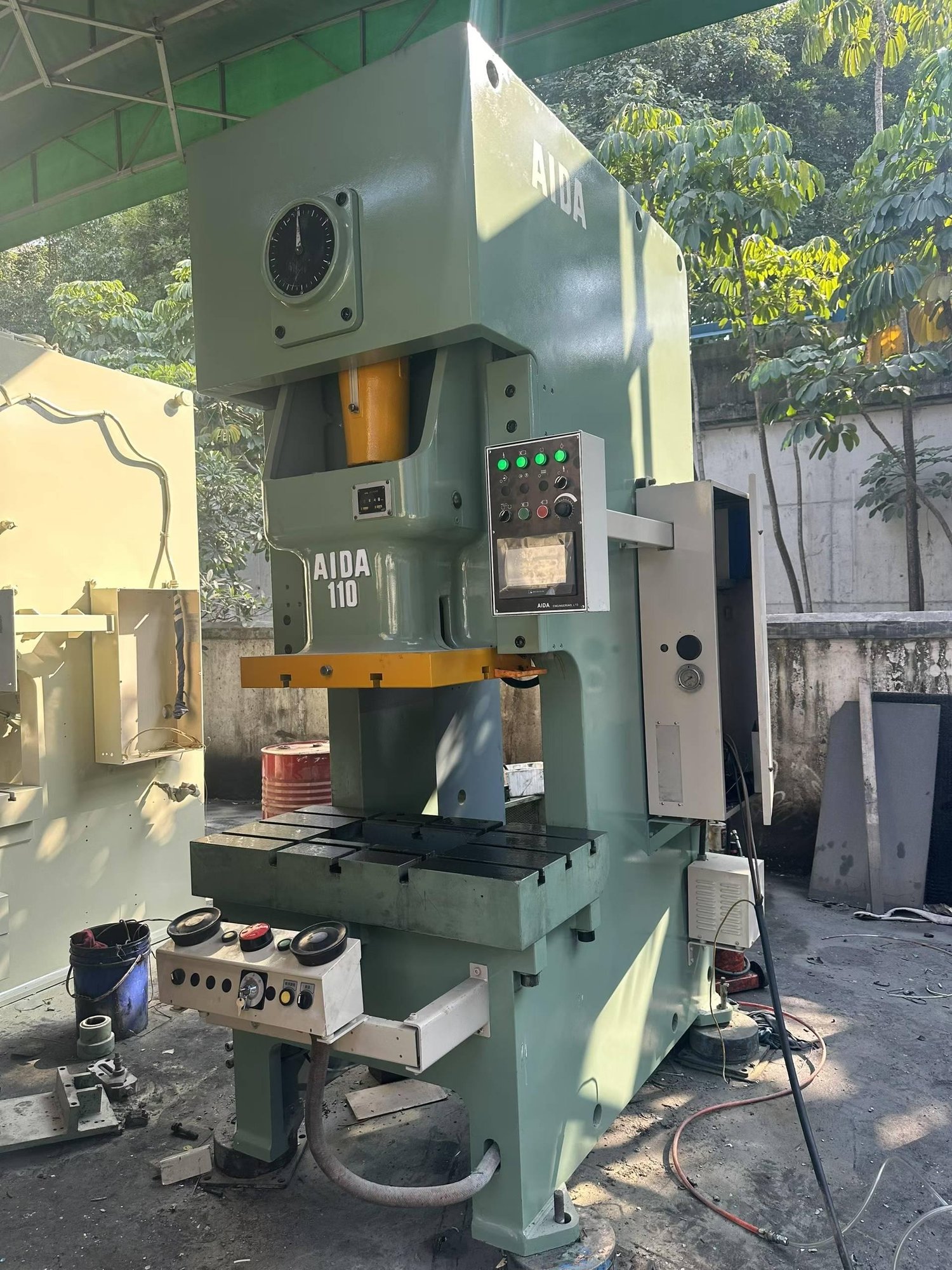 Punch press